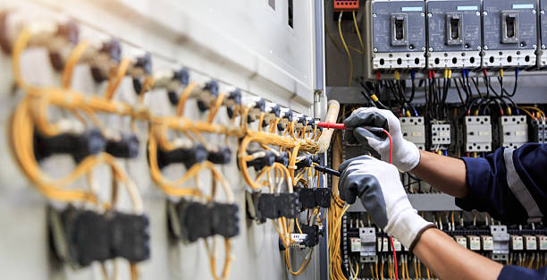 Professional Electrician technician working in Allentown, NJ